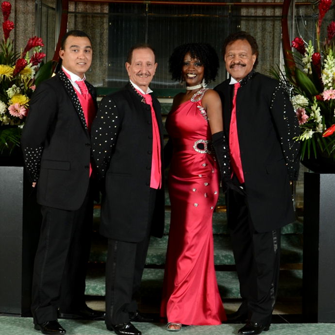 The Magic Platters Platters Tribute Act!