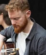 Fingerstyle Guitarist